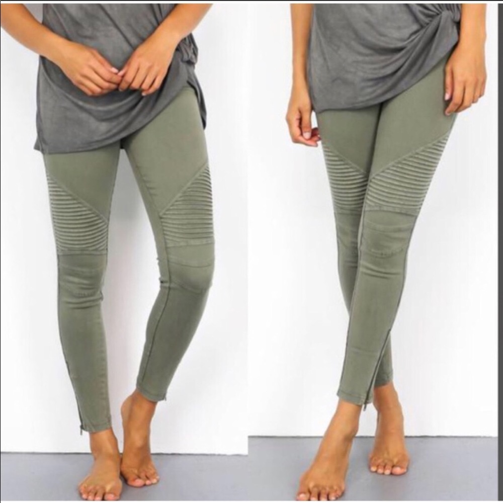 🛍SALE🎉 - Picture 5 of 8